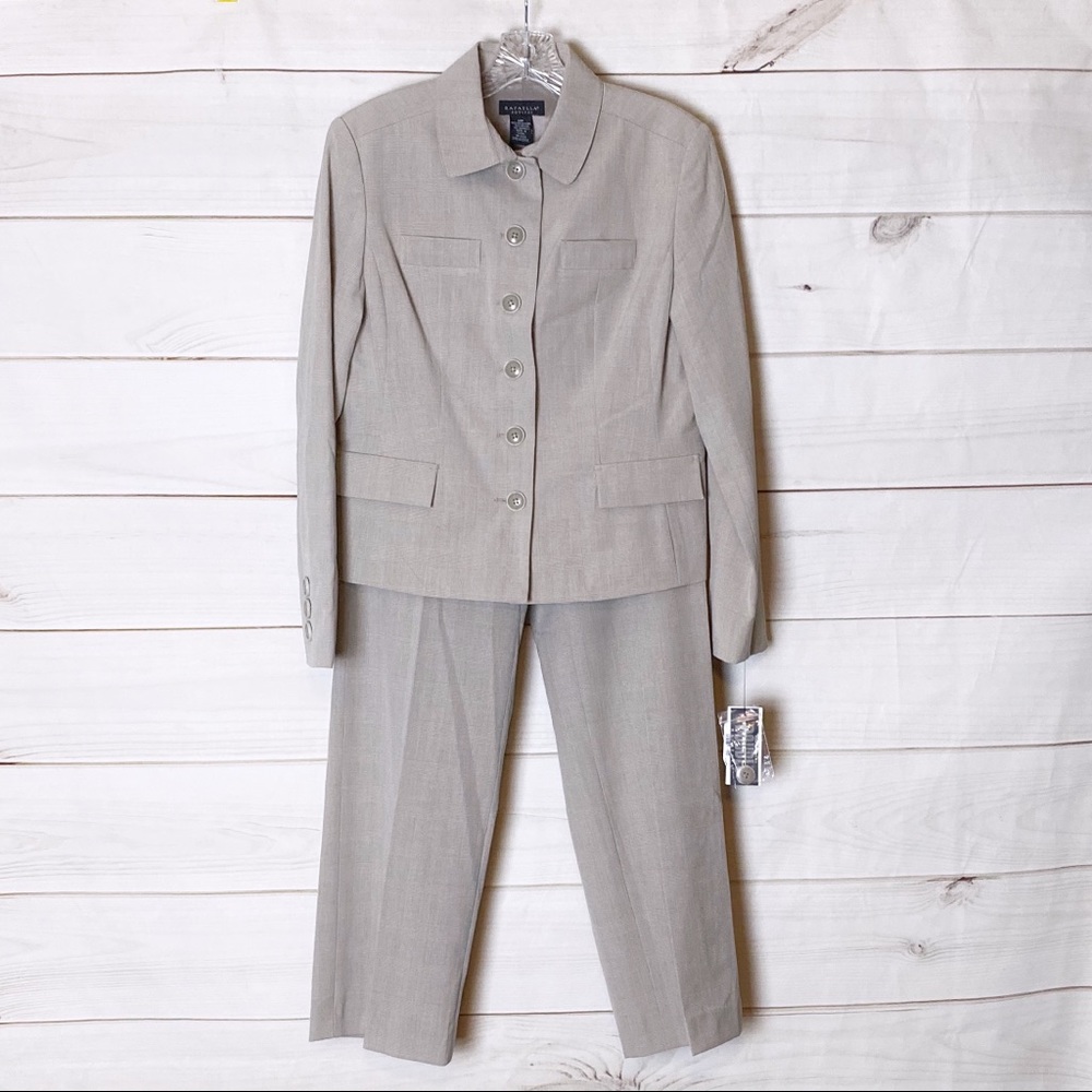 ❌SOLD❌NWT Rafaella Petites Gray 2 Piece Pant Suit